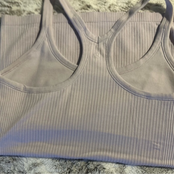 Lululemon Ebb to Flow Tank size 8 in Pale Pink - Picture 3 of 5